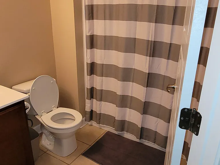 100 Grangers Ct — Photo 20