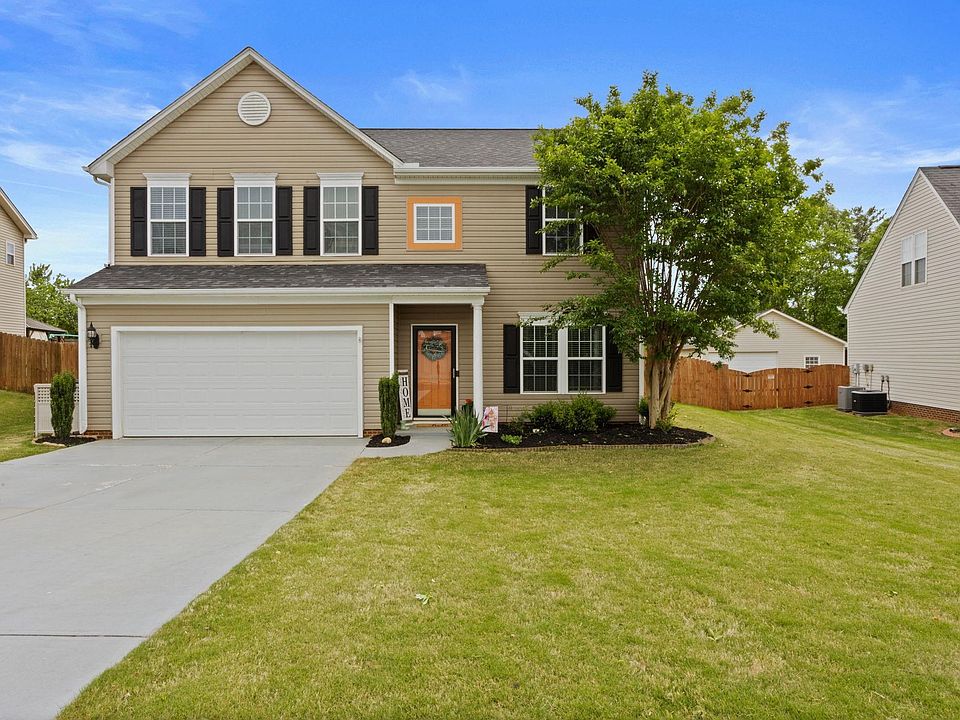 1st image of 107 Castleton Cir