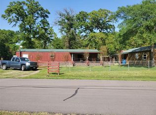 922 Queens Dr, Kemp, TX 75143