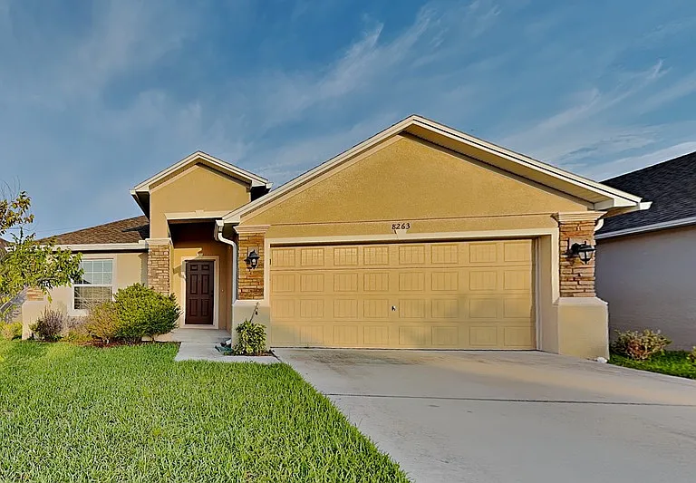 8263 N Campbell Rd — Photo 1