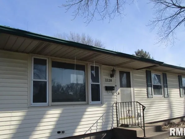 2220 W 35th St, Davenport, IA 52806