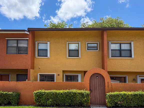 2nd image of 4567 NW 90th Avenue
