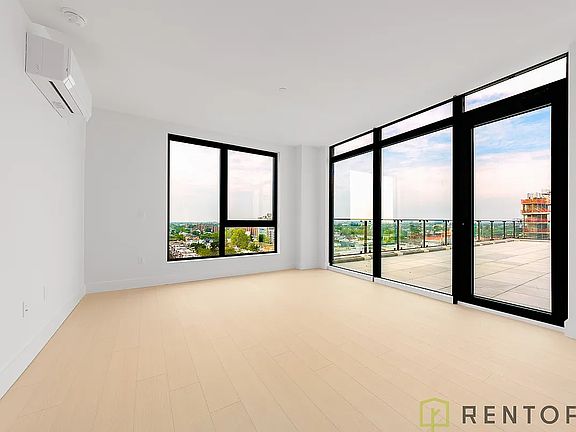 4th image of 1634 Flatbush Ave #943