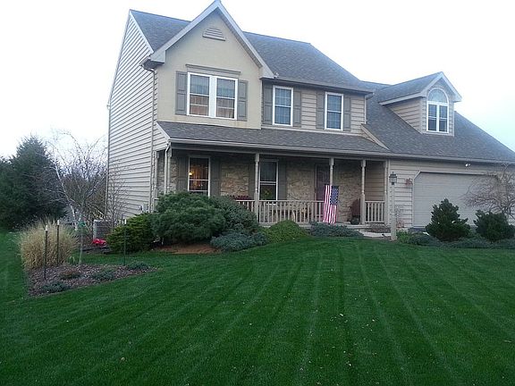 3rd image of 310 Farmview Dr