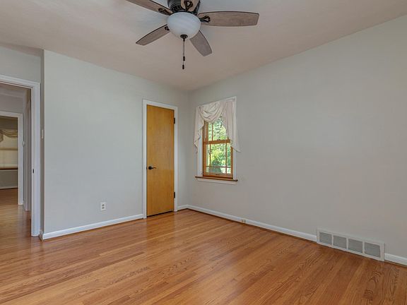 2nd image of 1553 Salem Hills Dr