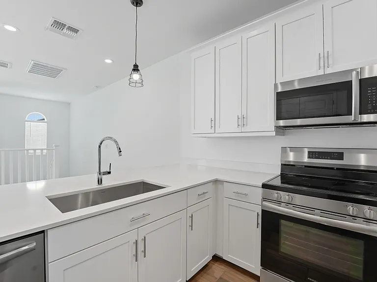 4016 E Brisa Dr — Photo 3