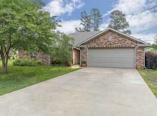 118 Cargill St, Tatum, TX 75691