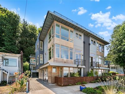 1706 Alki Avenue SW #A, Seattle, WA, 98116