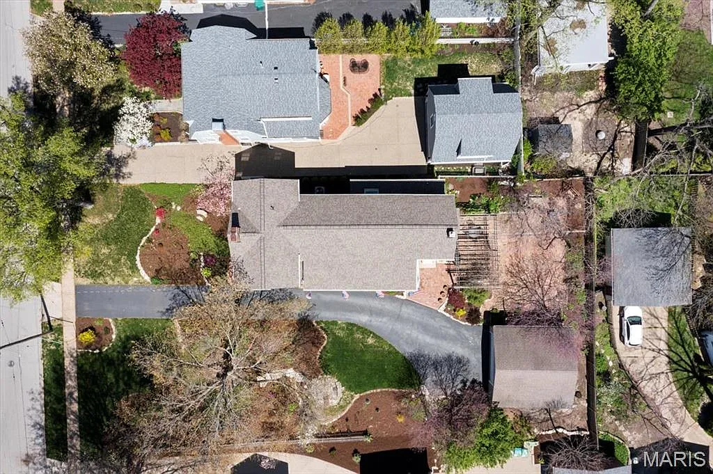 112 S Gore Ave photo 1