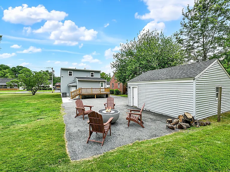 1806 Middleborough Rd — Photo 27