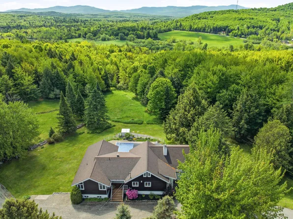 16 Chemin Frizzle Bay, Brome, QC J0E 1V0