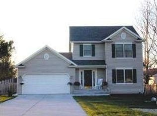 48 Windmill Pl, Gilberts, IL 60136