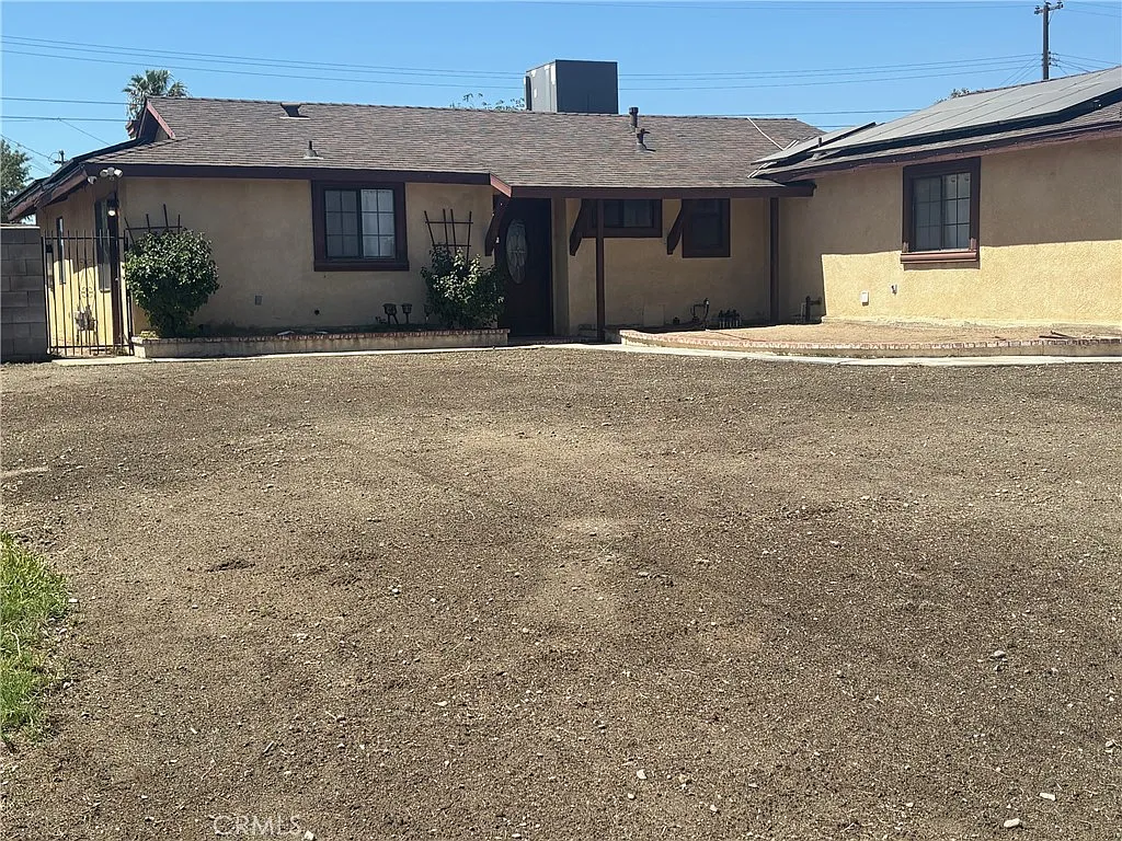 3 bed, 1436 sqft, $3,800 — Photo 3