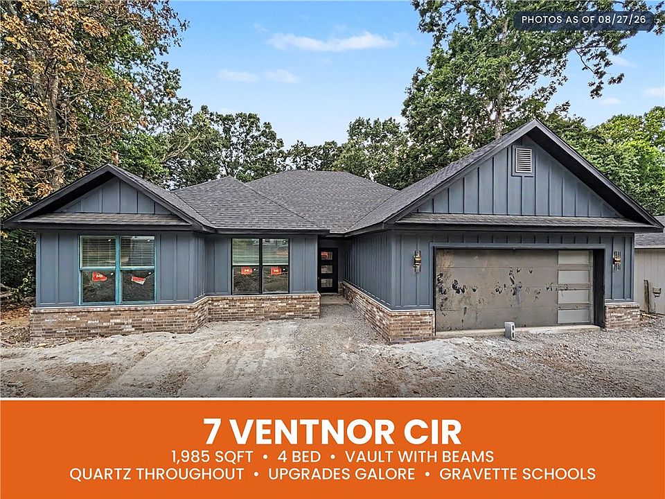1st image of 7 Ventnor Cir