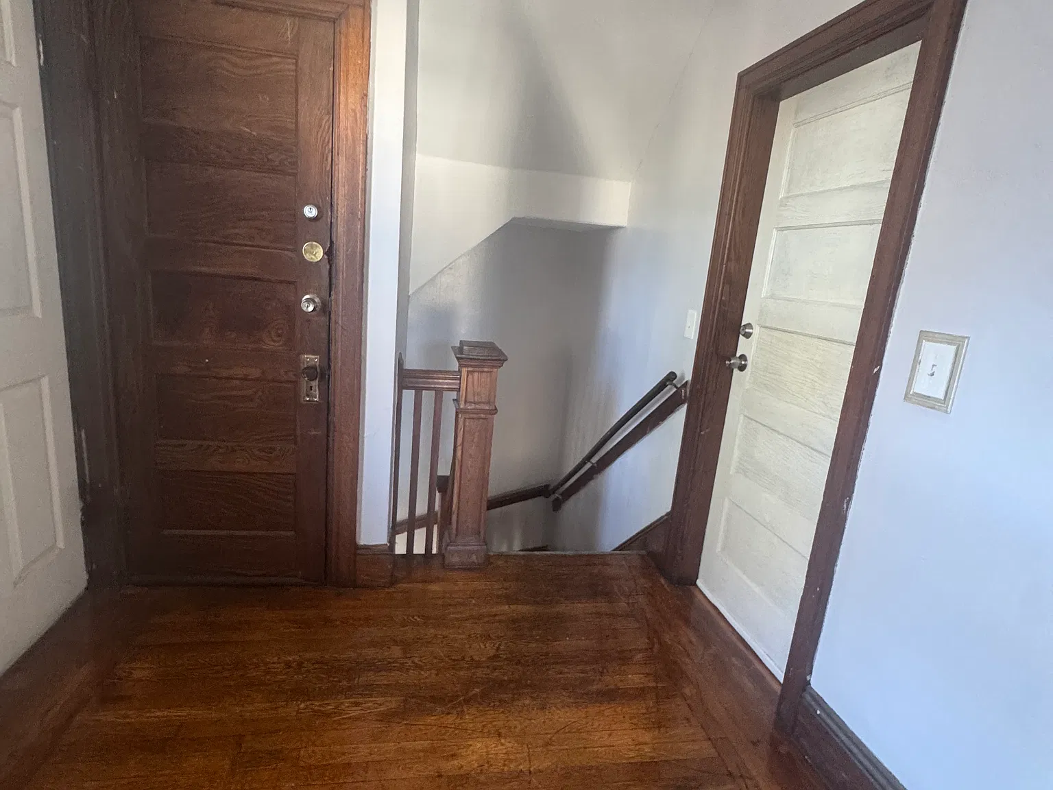 3 bed, 1300 sqft, $1,950 — Photo 2