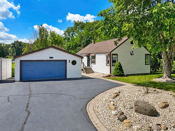 2nd image of 38392 N 8th St