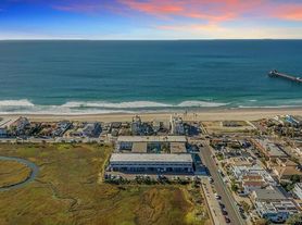 1111 Seacoast Dr, Imperial Beach, CA