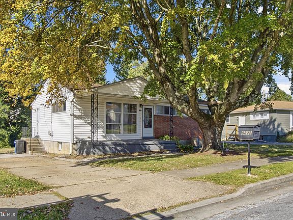 3rd image of 8822 Spring Rd