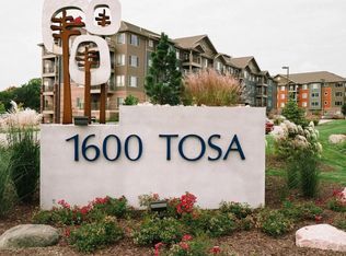 1600Tosa Apartments, Milwaukee, WI 53226
