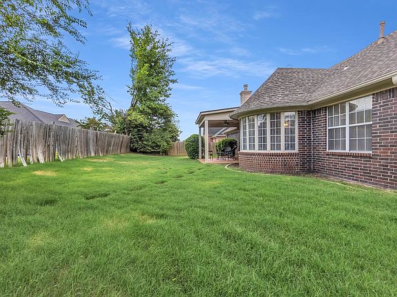 5th image of 5360 Philgrove Way