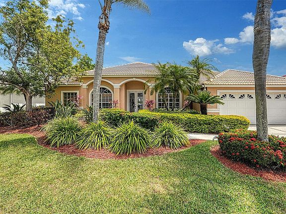 2nd image of 8555 Park Shore Ln