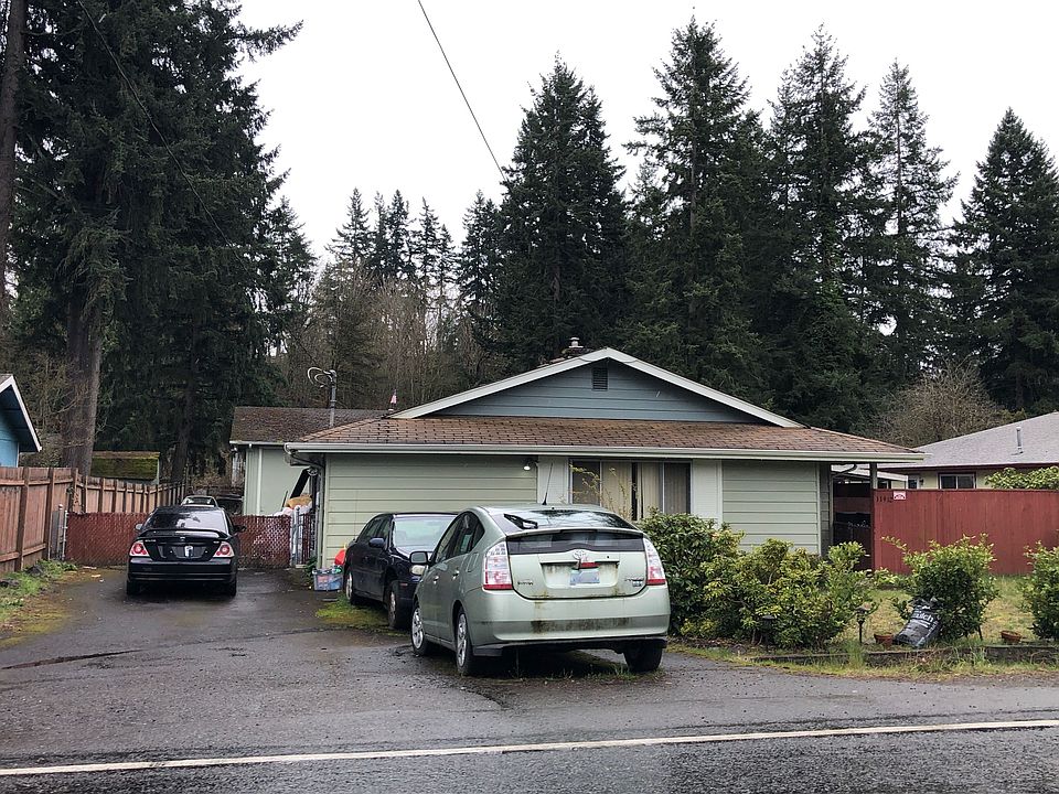 2nd image of 11912 122nd St E