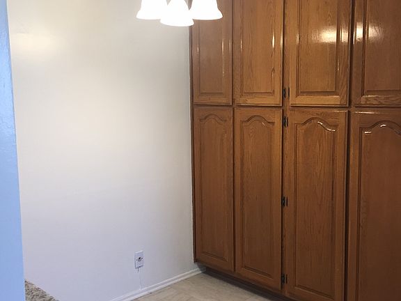 5th image of 5150 Yarmouth Ave APT 301