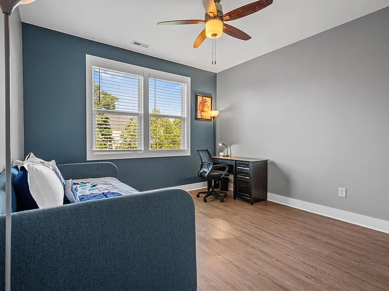 204 Diggory Dr — Photo 37