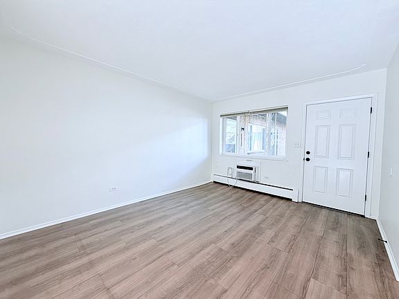 5th image of 3002 W Colorado Ave #3012