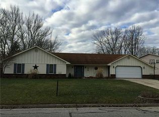 428 Lawndale Dr, Bryan, OH 43506