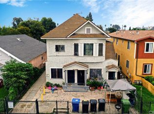 142 W 52nd St, Los Angeles, CA 90037