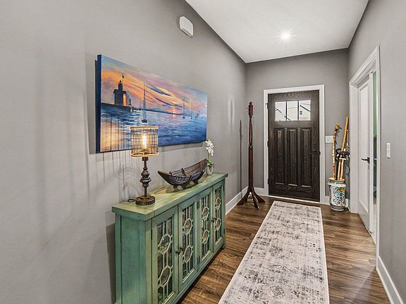 5th image of 3104 Brayridge Dr Unit 7