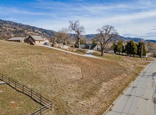 Rolling Oak Dr, Tehachapi, CA 93561