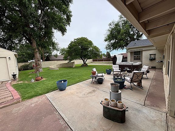 4th image of 1223 Denrock Ave