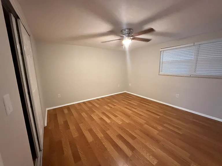 7105 Mayfield Dr — Photo 15
