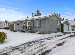 63 Kelly Dr, Miscouche, PE C0B 1T0