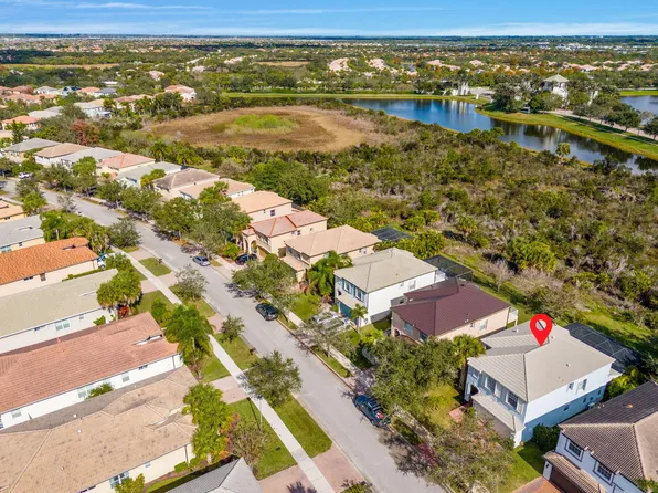 11704 SW Bennington Circle, Port St Lucie, FL 34987