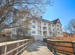 71B Osborne Ave APT B9, Norwalk, CT 06855