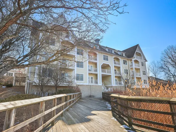 71B Osborne Avenue APT B9, Norwalk, CT 06855