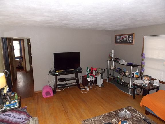 2nd image of 2206 Ezekiel Ave