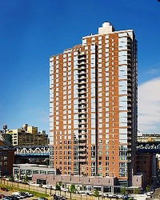 Rented by Lisa Management | media 46