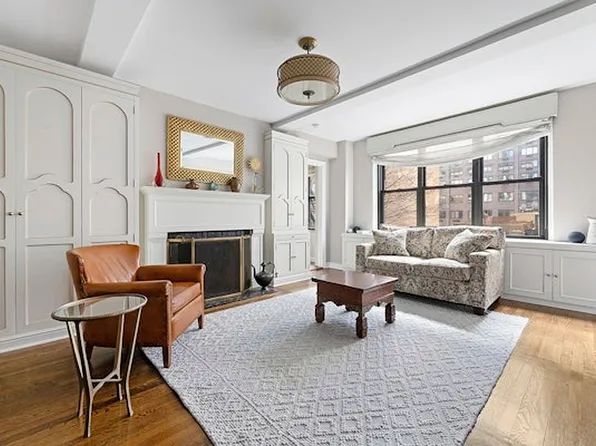 210 E 73rd St #7F, Manhattan, NY 10021