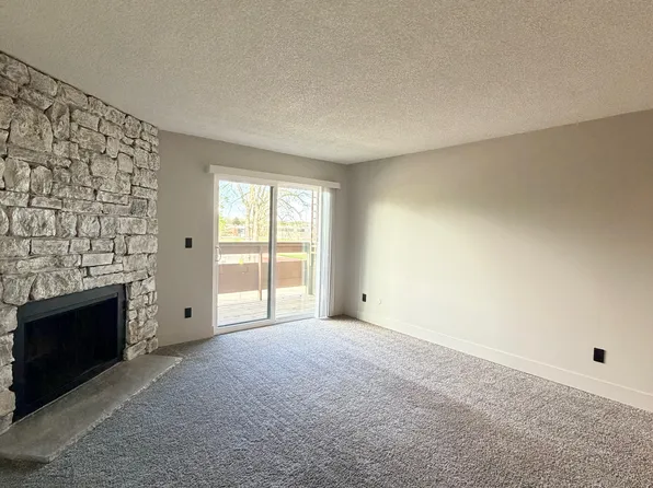 7000 W 20th Ave APT 106, Lakewood, CO 80214