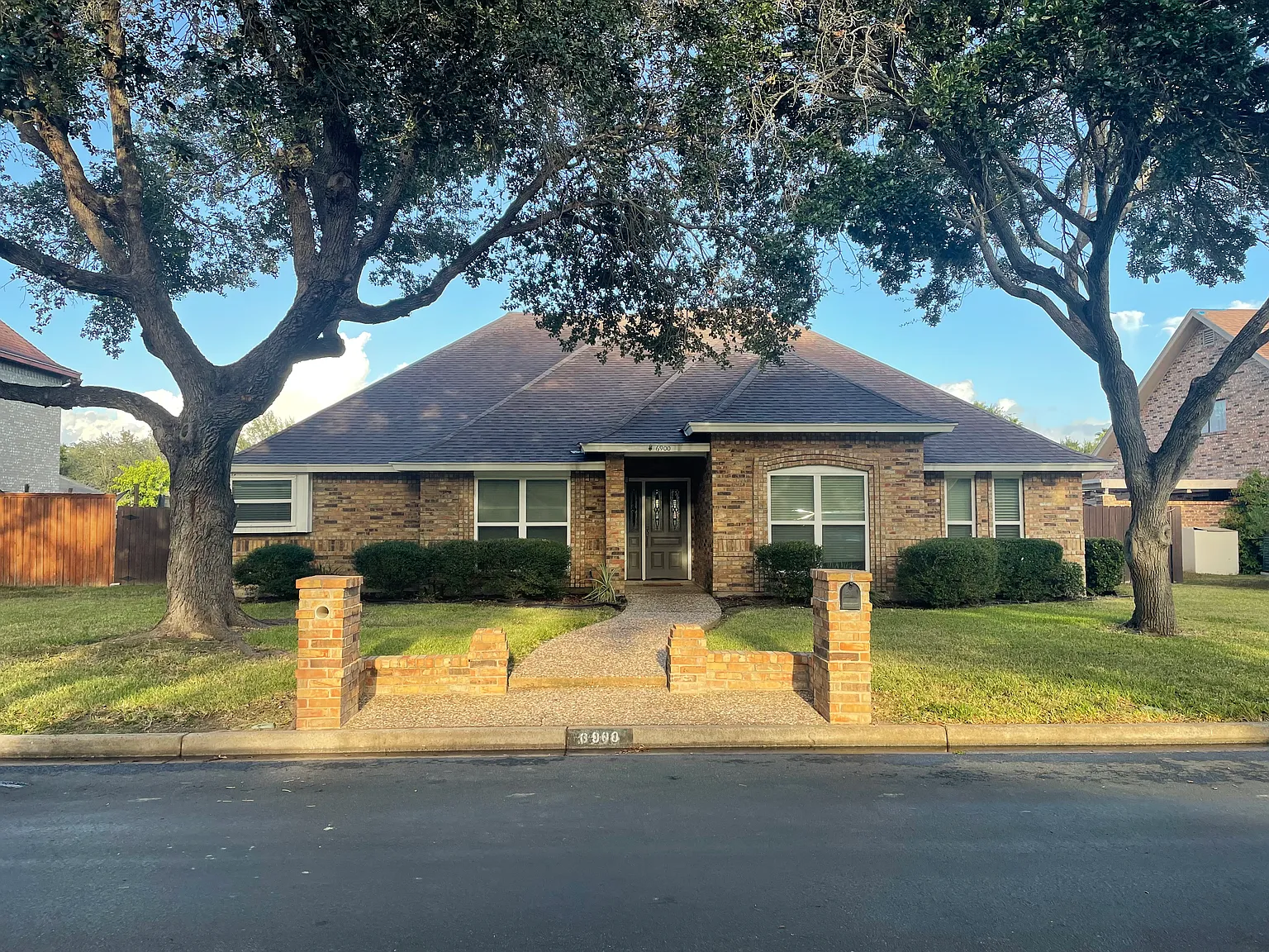 4 bed, 2241 sqft, $3,000 — Photo 1