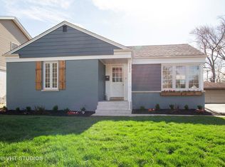 1133 N Douglas Ave, Arlington Heights, IL 60004