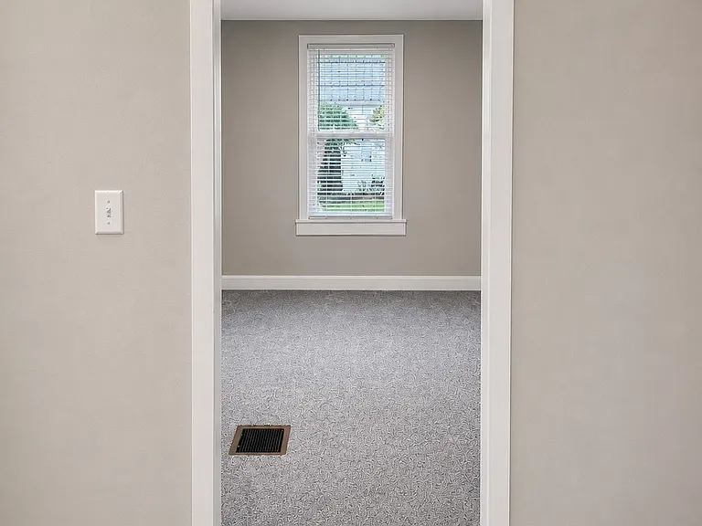 1006 S 48th St — Photo 15