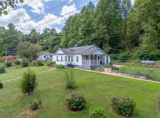 2471 Addington Bridge Rd, Franklin, NC 28734