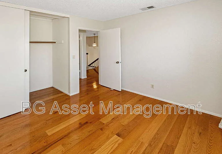 2726 Garrity Ct — Photo 22