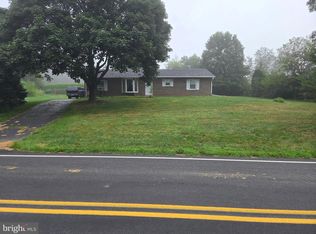 4942 W Elizabethtown Rd, Manheim, PA 17545