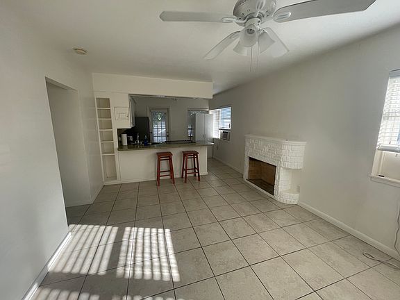 5th image of 737 NE 16th Ave APT 1
